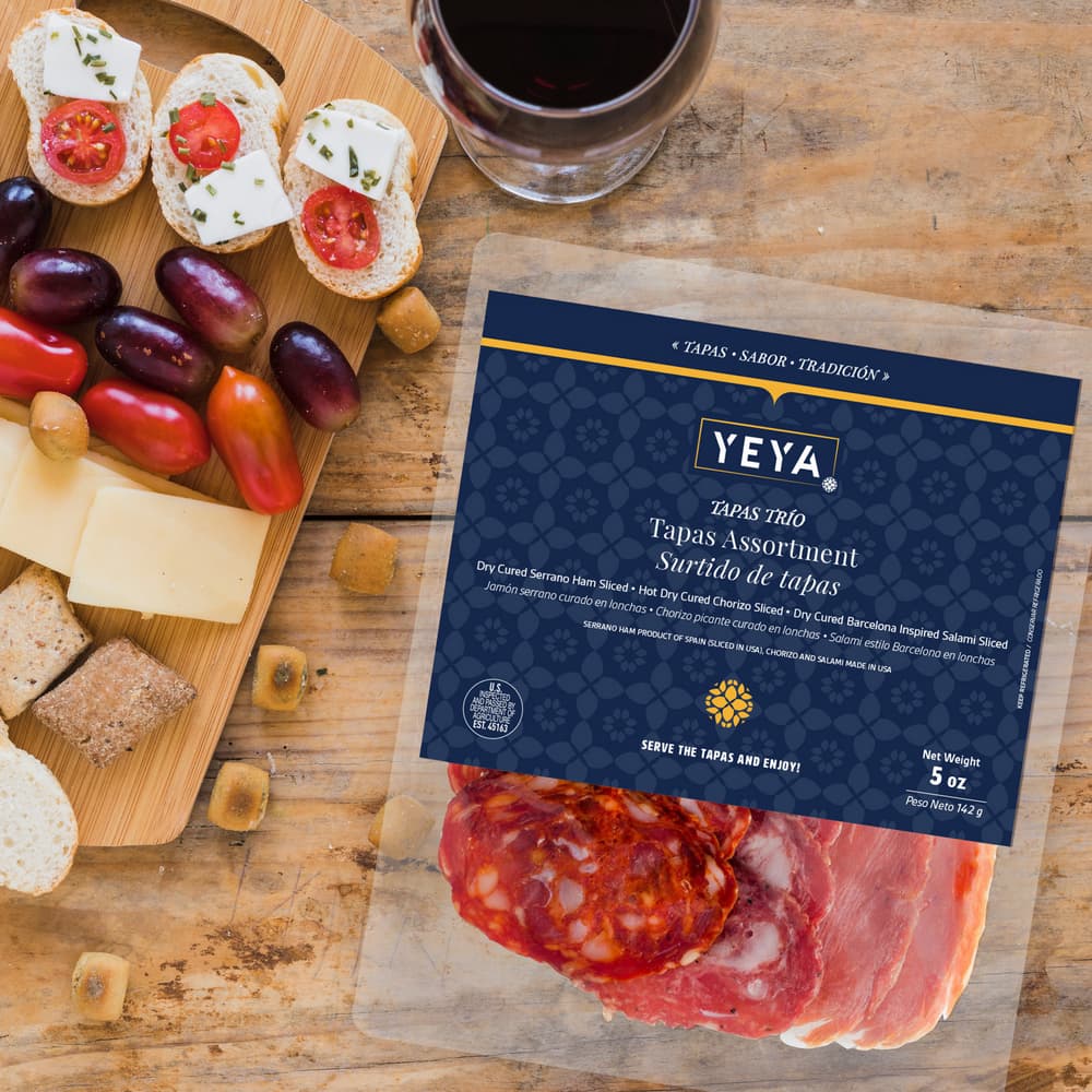 Trío de tapas con jamón serrano, chorizo y salame YEYA (142 g / 5 oz) - 3
